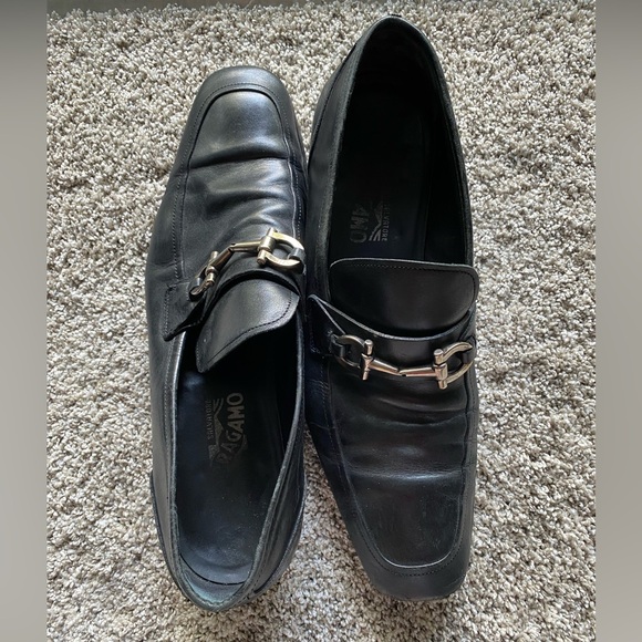 Salvatore Ferragamo Black Mens Loafers - Picture 1 of 5